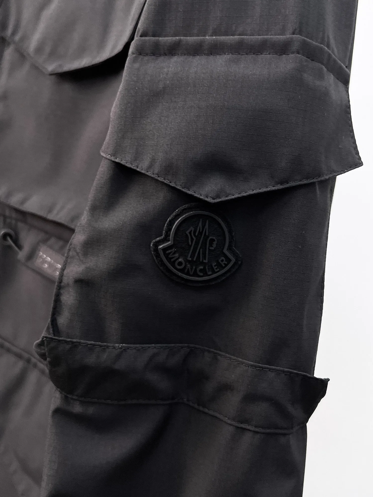 Same Style， ， 2026 New Arrival ， Original Premium Breathable ， ， ， Quality。 ， Sizes：M～3XL
